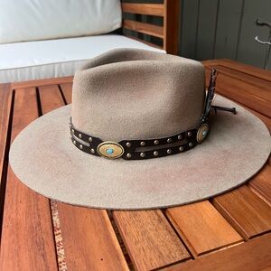 Idyllwind Western Hat With Feather Detail and Turquoise